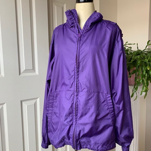 Eddie Bauer Other - Men's Eddie Bauer Ebtek purple zip up jacket